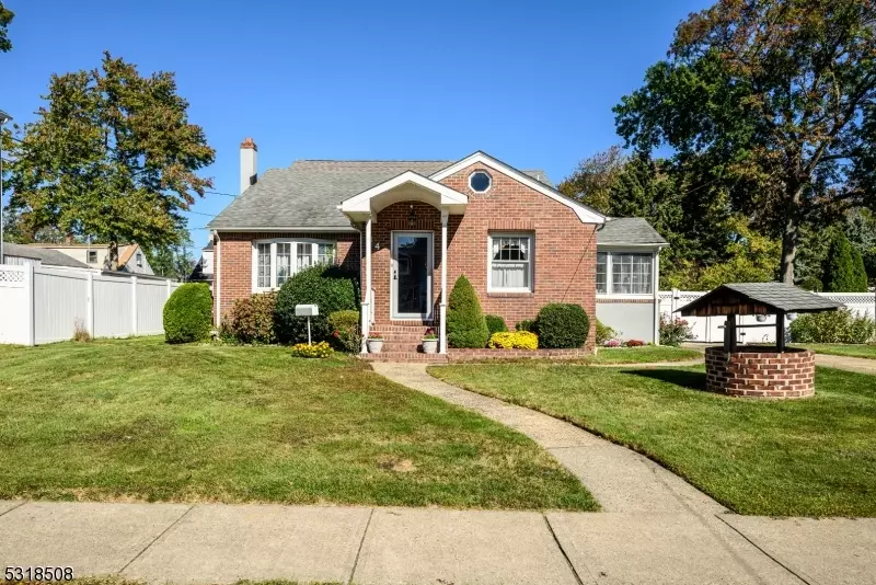 84 Alwat St, Woodbridge Twp., NJ 07095