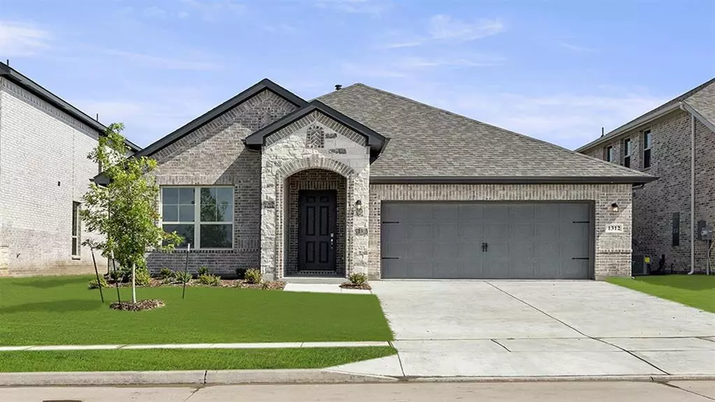 7518 Wild Mint Trail, Midlothian, TX 76084