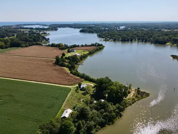 Burgess, VA 22432,340 Flood Point RD