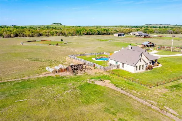 Paradise, TX 76073,693 County Road 3525