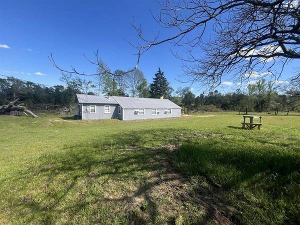 3585 Highway 11, Daingerfield, TX 75638