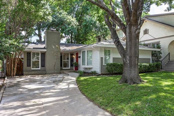 3423 Hamilton Avenue, Fort Worth, TX 76107