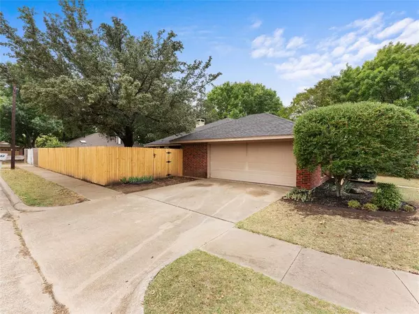 Midlothian, TX 76065,21 Saint Charles Place