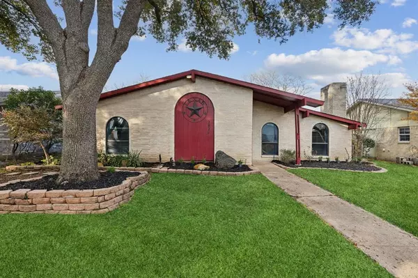 2829 Pinewood Drive, Garland, TX 75044