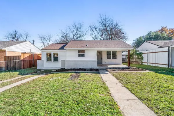 2808 Canberra Street, Dallas, TX 75224