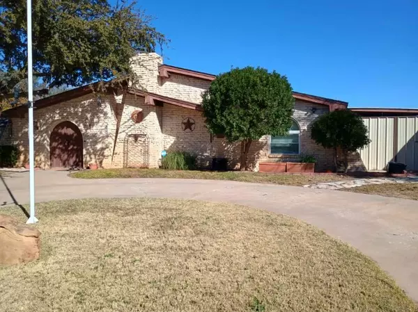 2402 Northtown CT, Midland, TX 79705