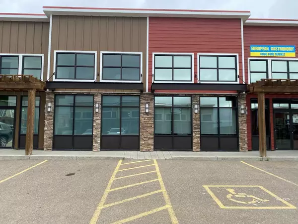 3644 51 AVE #101B, Lloydminster, AB T9V 2C3