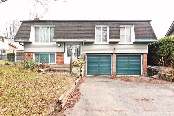 3 Barberry CT, Whitby, ON L1N 5N6