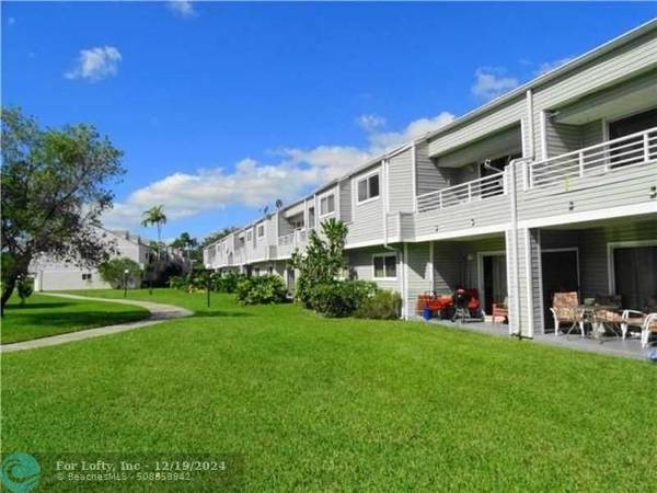 3449 NW 44th St  #202, Lauderdale Lakes, FL 33309