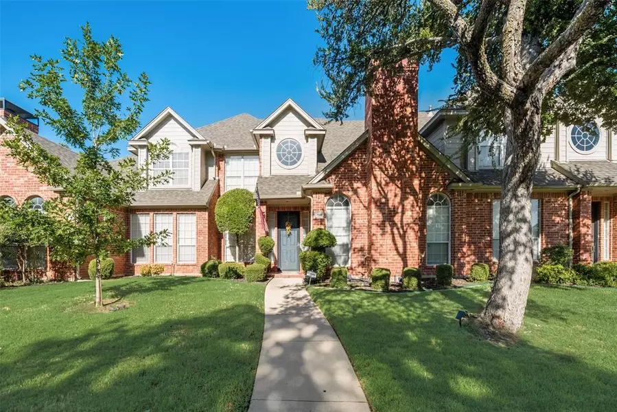 2838 Forestwood Drive, Arlington, TX 76006