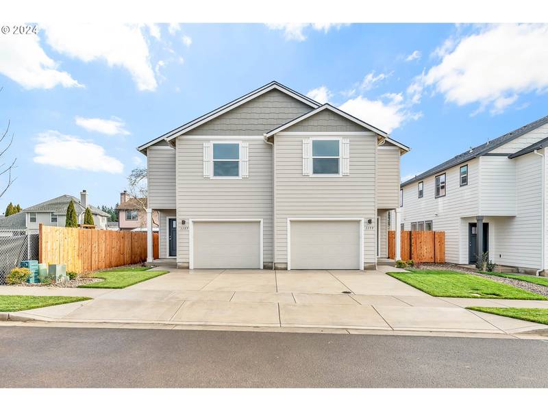 1157/1159 S 43RD PL, Springfield, OR 97478