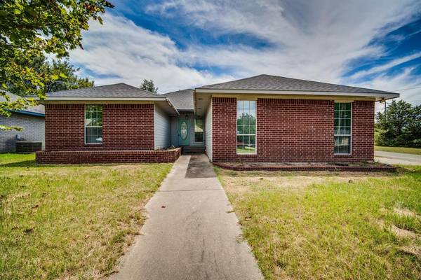 306 Starboard Drive,  Gun Barrel City,  TX 75156