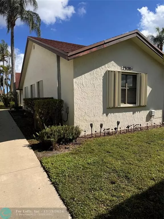 23128 Barwood Park Ln, Boca Raton, FL 33433