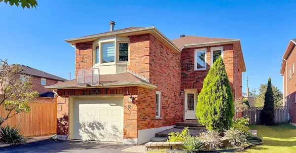 12 Milton PL, Vaughan, ON L6A 1L8