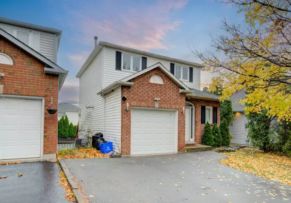 495 Templemead DR, Hamilton, ON L8W 3K6