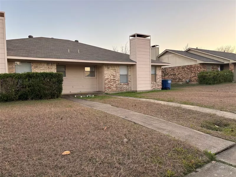 3618 Jewel Street, Sachse, TX 75048