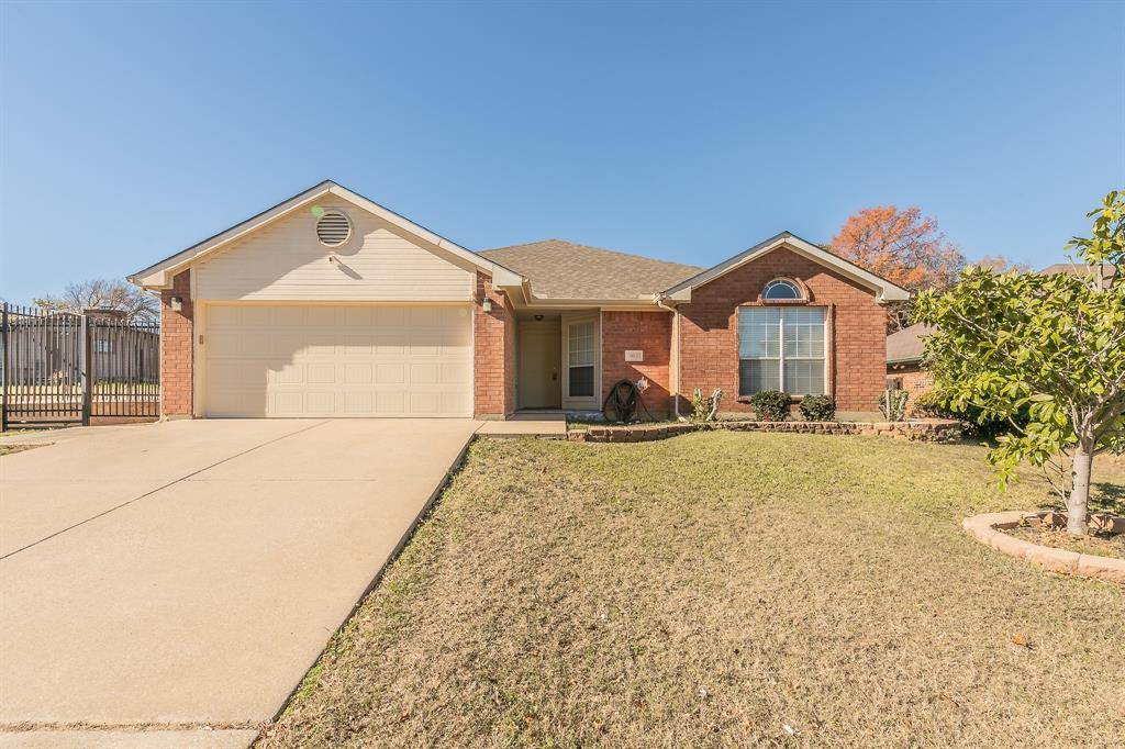 Fort Worth, TX 76112,1812 Canterbury Circle