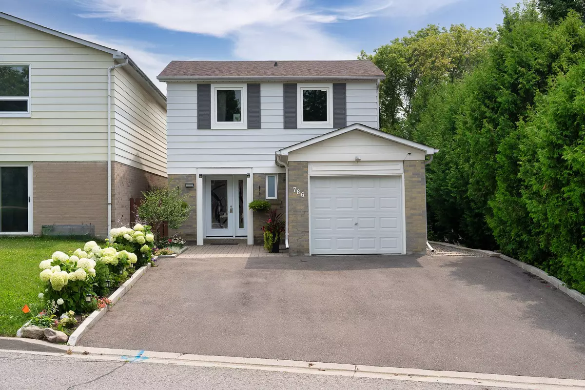 Newmarket, ON L3Y 4Z2,766 Beman DR