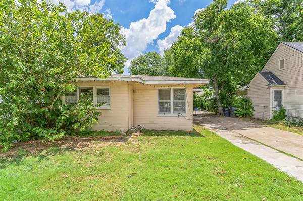 3731 College Avenue, Fort Worth, TX 76110