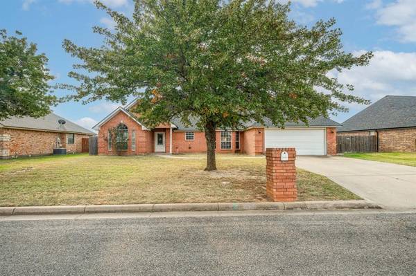 1406 Glenwood Drive,  Stephenville,  TX 76401