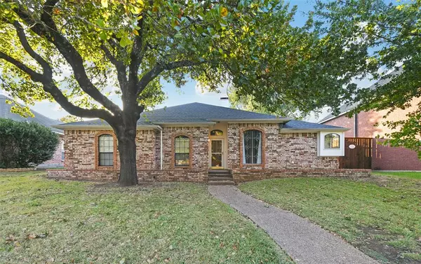 1912 Campfire Court, Lewisville, TX 75067