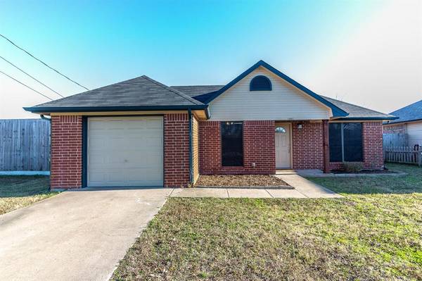 1901 Melody Circle, Kaufman, TX 75142