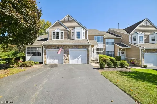 64 Knoll Ct, Long Hill Twp., NJ 07946