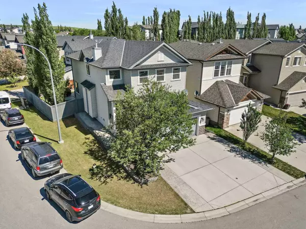 Calgary, AB T3K 6L3,56 Covepark Mews NE