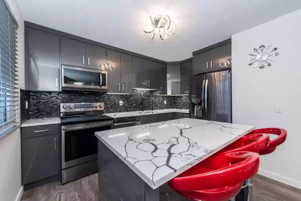 Calgary, AB T1Y 3Z5,3029 Rundleson RD NE #86