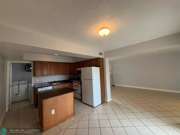 Boynton Beach, FL 33435,506 SW 1st St