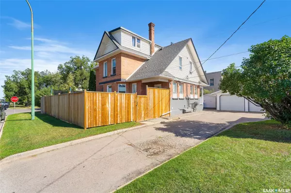 249 15th STREET W, Prince Albert, SK S6V 3P9