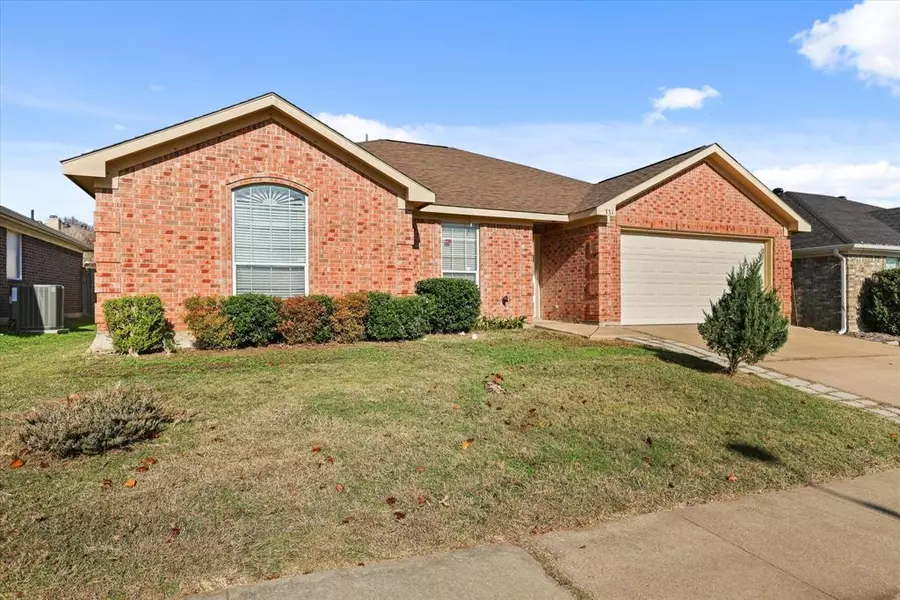 331 Mcmurtry Drive, Arlington, TX 76002