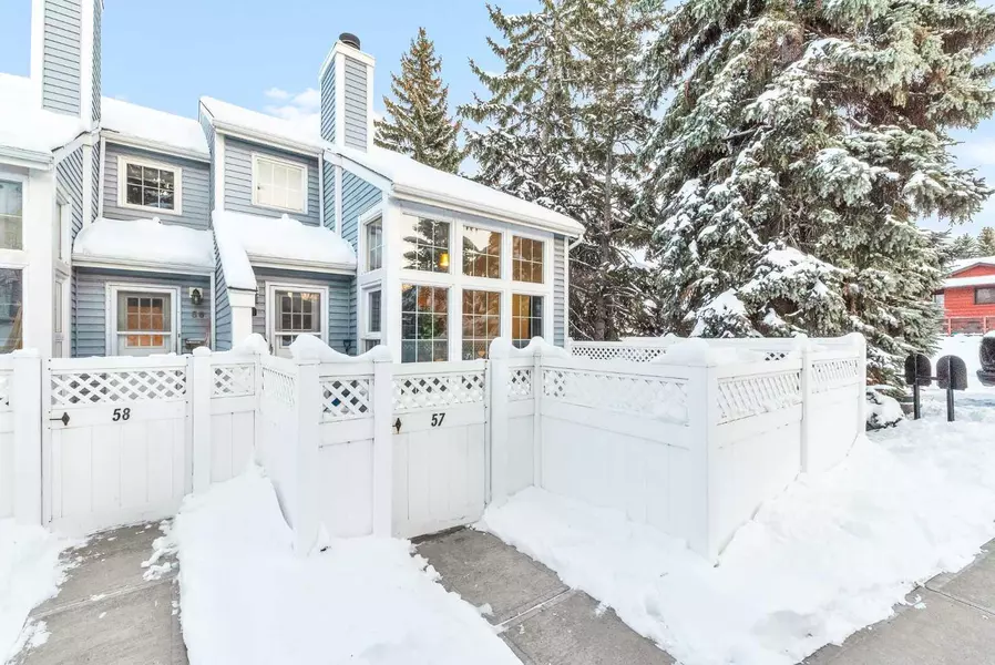 28 Berwick CRES Northwest #57, Calgary, AB T3K 1Y7