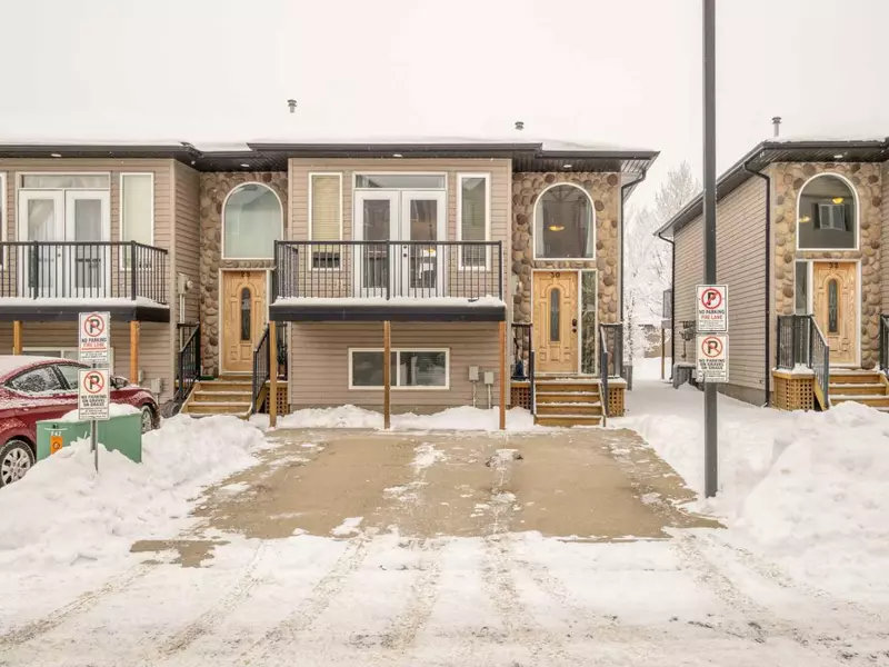 762 Heritage BLVD W #30, Lethbridge, AB T1K 0W1