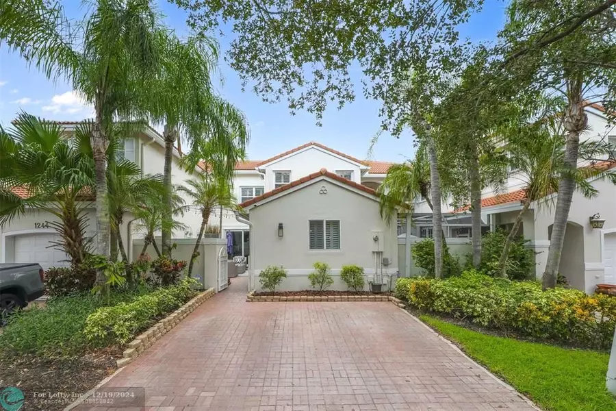 1250 Weeping Willow Way  #1250, Hollywood, FL 33019