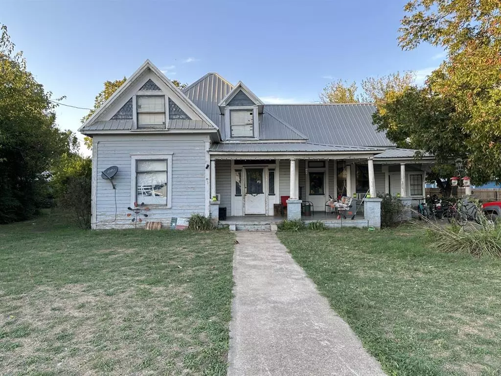 Jacksboro, TX 76458,225 E Archer Street