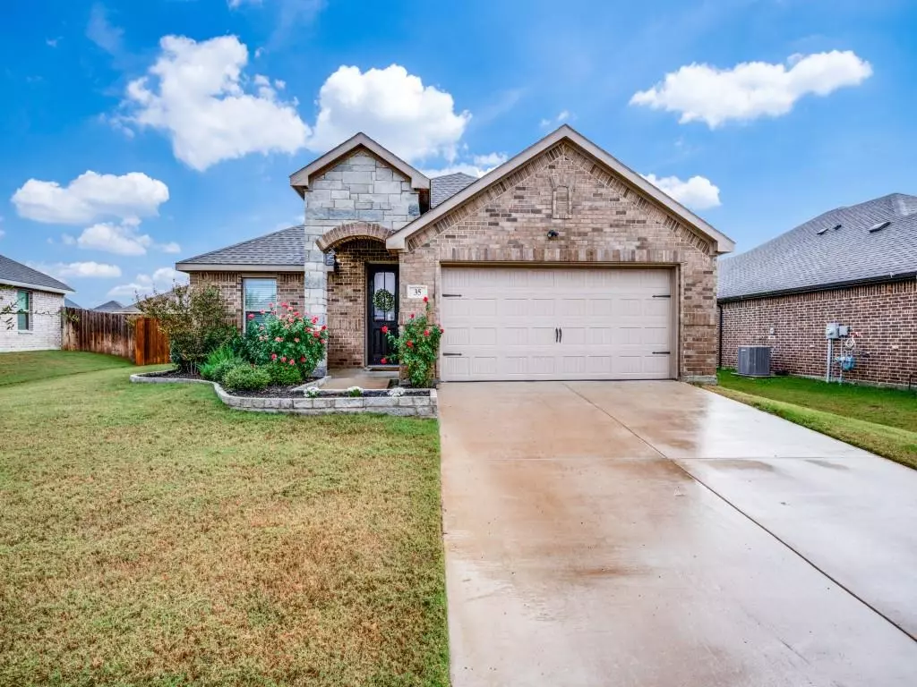 Sanger, TX 76266,35 Mockingbird Lane