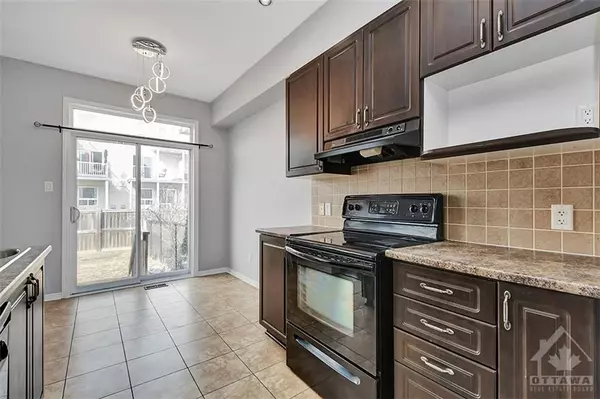 Barrhaven, ON K2J 5K5,238 CALAVERAS AVE