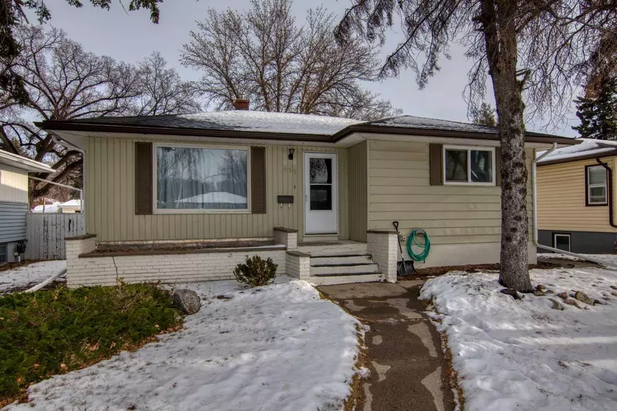 417 25 ST South, Lethbridge, AB T1J 3P2