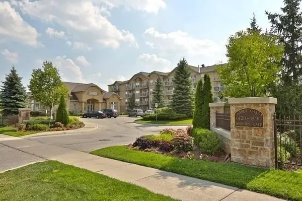 Oakville, ON L6M 4N4,1490 Bishops Gate #304