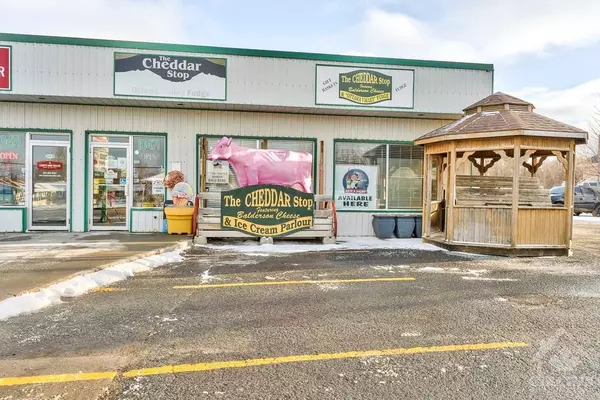 Carleton Place, ON K7C 3P2,10471 HIGHWAY 7 N/A #B