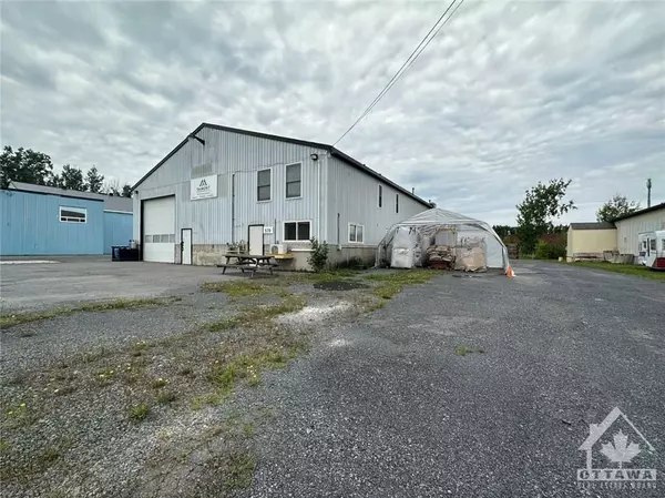 Cornwall, ON K6J 5H6,570 WALLRICH AVE