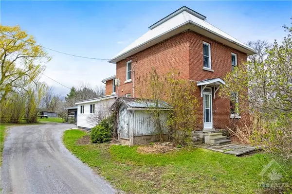 Mcnab/braeside, ON K7S 3G8,157 DUNCAN DR