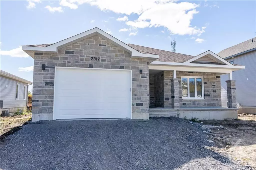 Cornwall, ON K6J 0C5,1405 CAROLINE CT