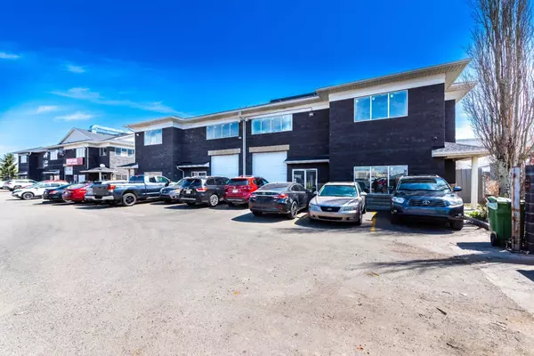 Calgary, AB T3J4N4,5150 47 Street Ne #2106 2102