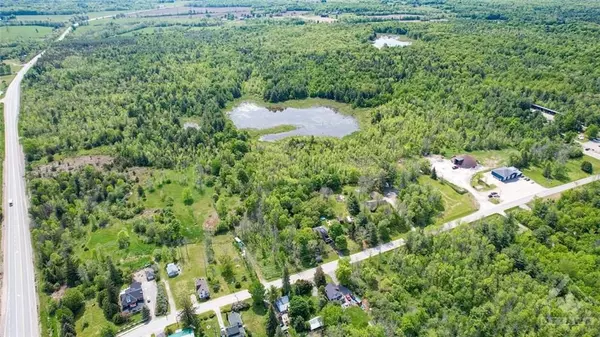 Rideau Lakes, ON K0G 1E0,00 DAVIS LOCK RD