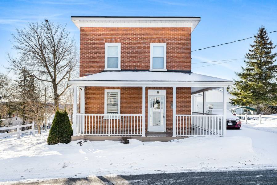 126 MILL ST, Champlain, ON K0B 1R0