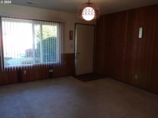 Portland, OR 97233,14440 SE MARKET CT