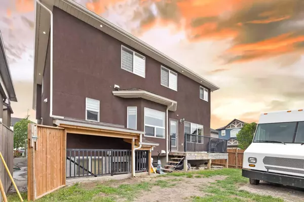 Calgary, AB T3J 0N8,150 Saddlelake GRV Northeast