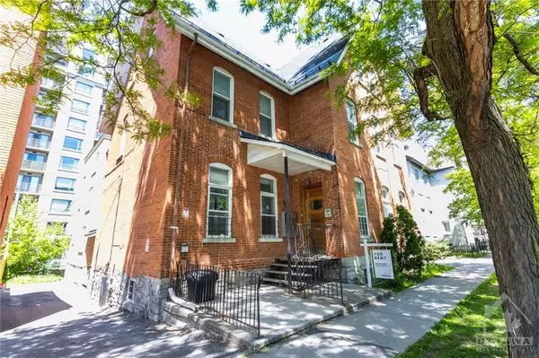 Lower Town - Sandy Hill, ON K1N 6E6,119 DALY AVE